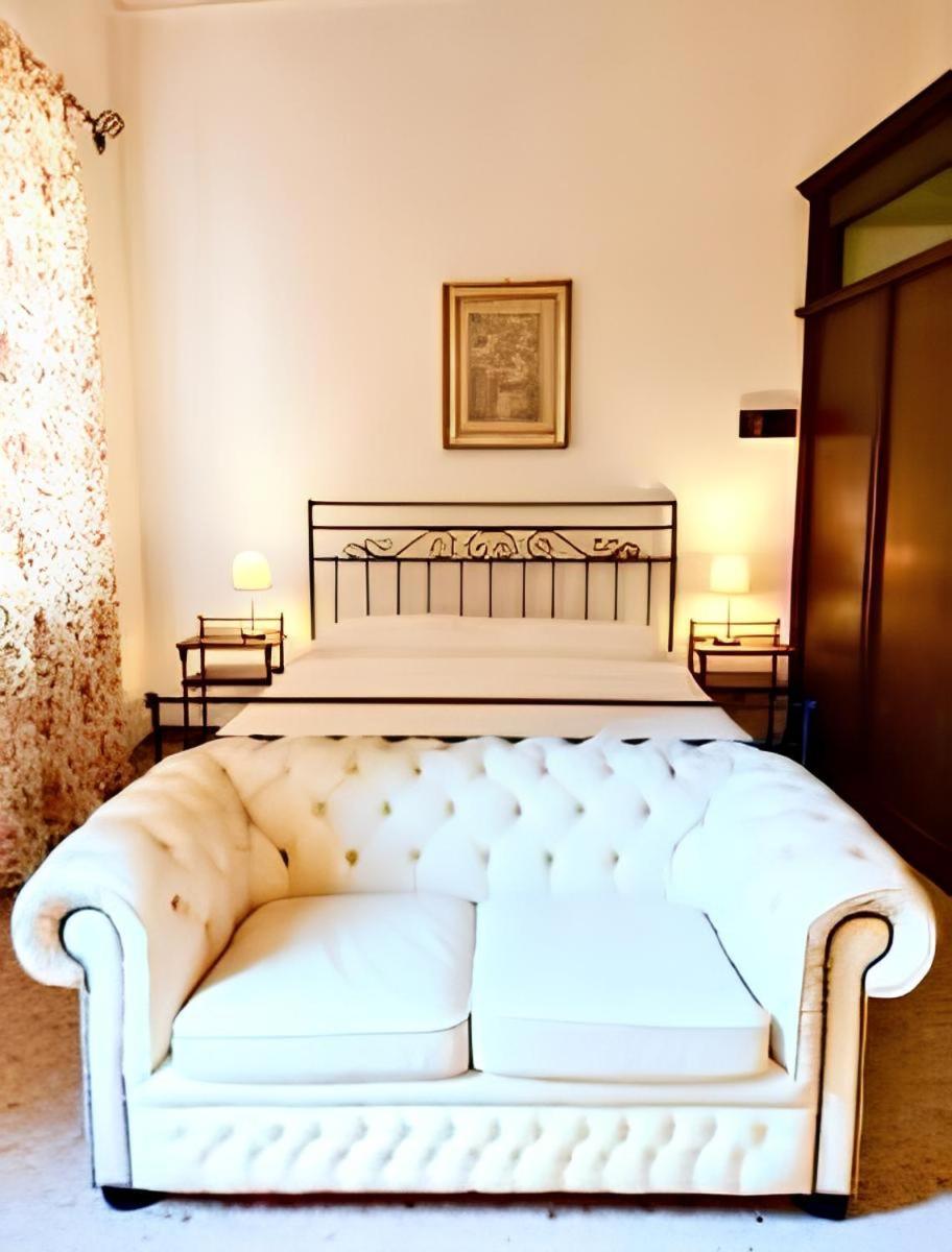 Elle Palace - Simply Elegant เวโรนา ภายนอก รูปภาพ